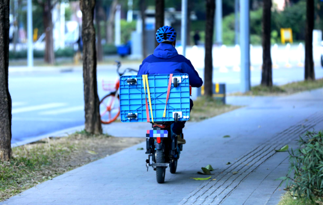上海多家快遞企業(yè)推進(jìn)基層快遞網(wǎng)點(diǎn)優(yōu)先參加工傷保險(xiǎn)