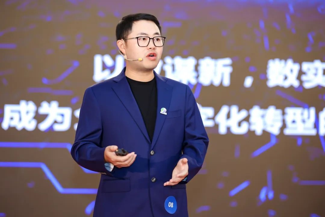 微盟集團CEO孫濤勇獲2022上海“領軍先鋒”稱號