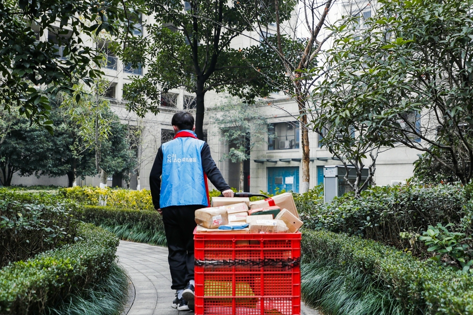 菜鳥追投30億元補貼繼續強化送貨上門服務