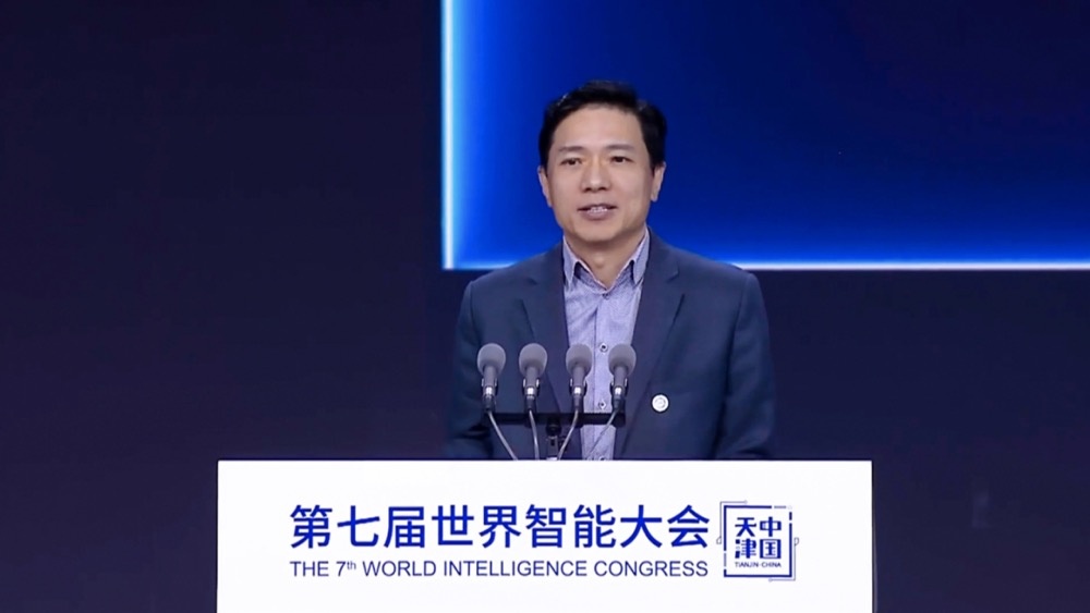 李彥宏稱AI不會減少工作機會