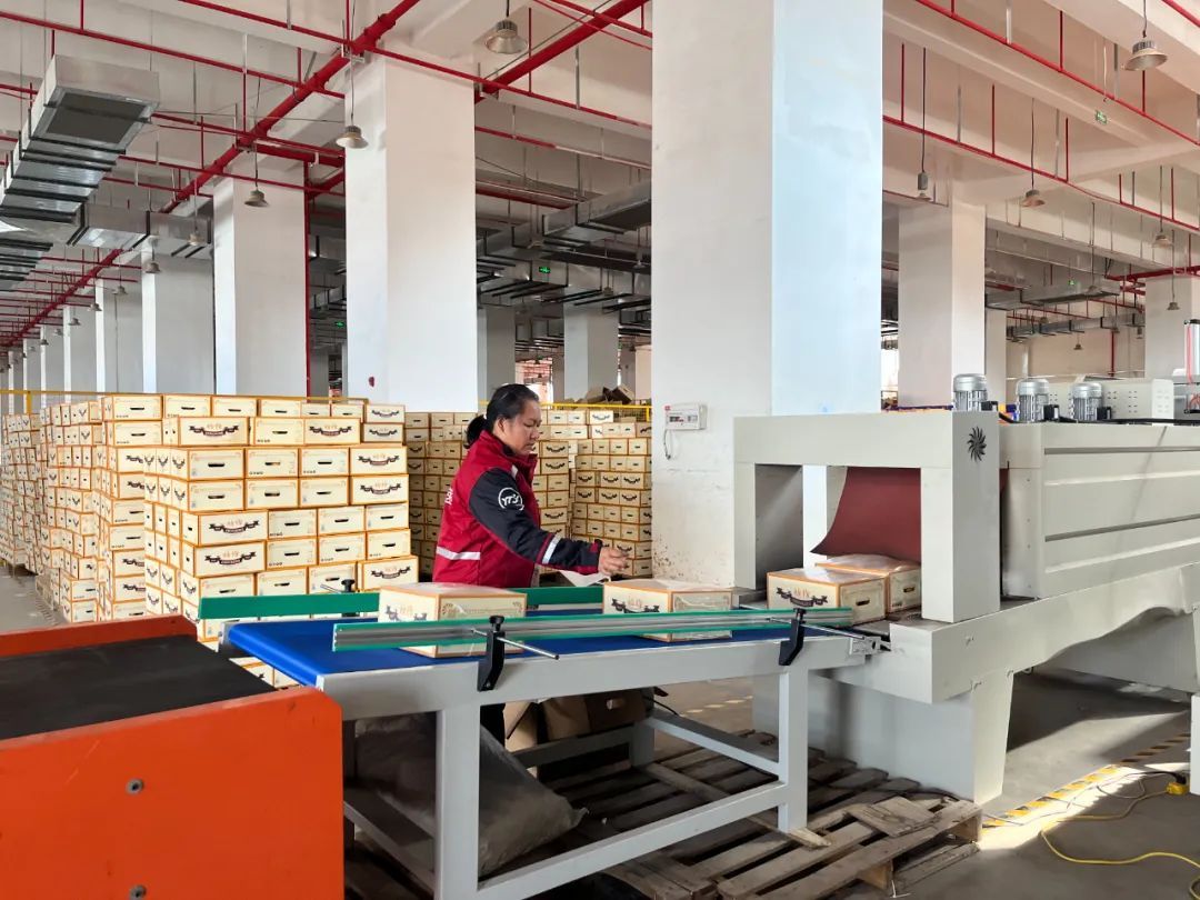 圓通倉配一體服務助力云南褚橙日均發貨近萬單
