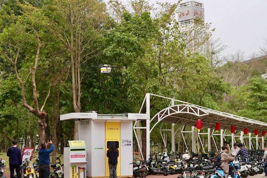 美團無人機北京大學深圳研究生院首條航線正式開航