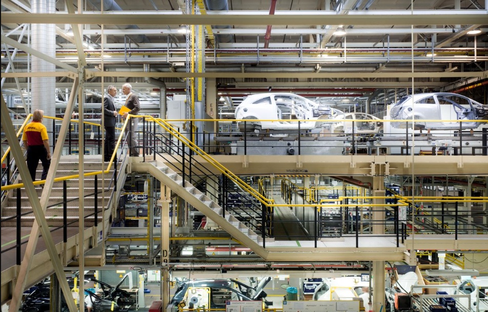 DHL與緯湃科技建立戰略合作伙伴關系