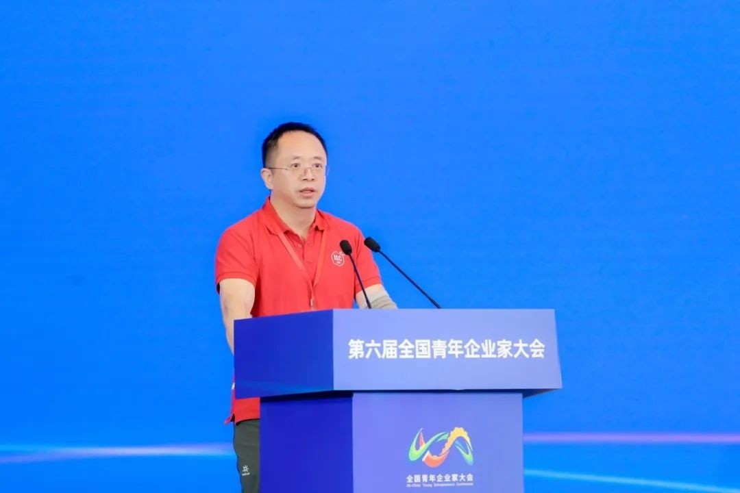 周鴻祎演講：大模型與企業場景結合，才能形成新質生產力